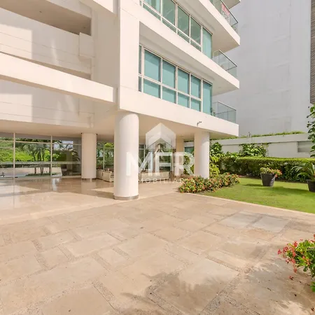 Apartment Morros 3, Beachfront & 2 Bedrooms *