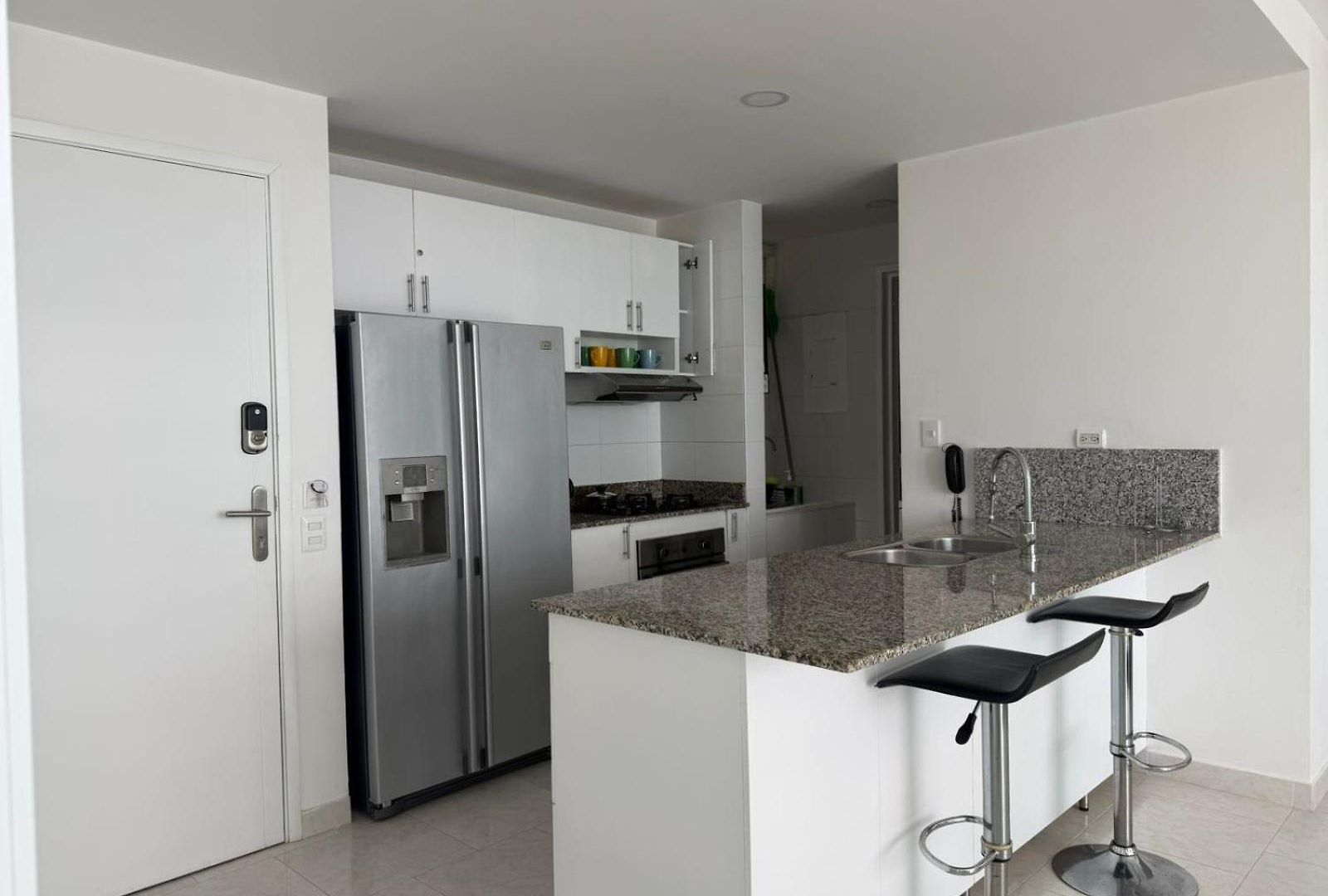 Morros 3, Beachfront & 2 Bedrooms Apartment