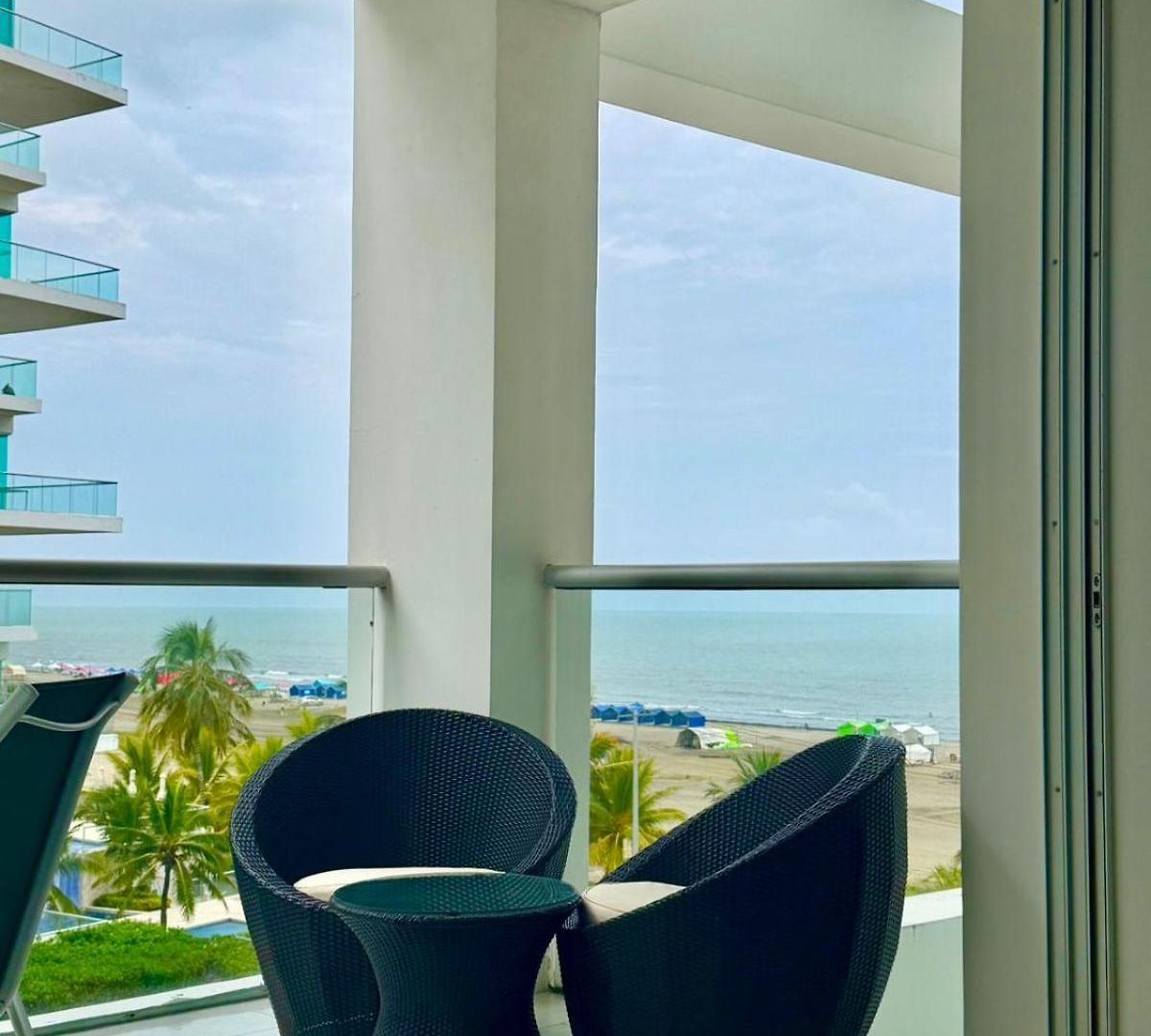 Apartment Morros 3, Beachfront & 2 Bedrooms *